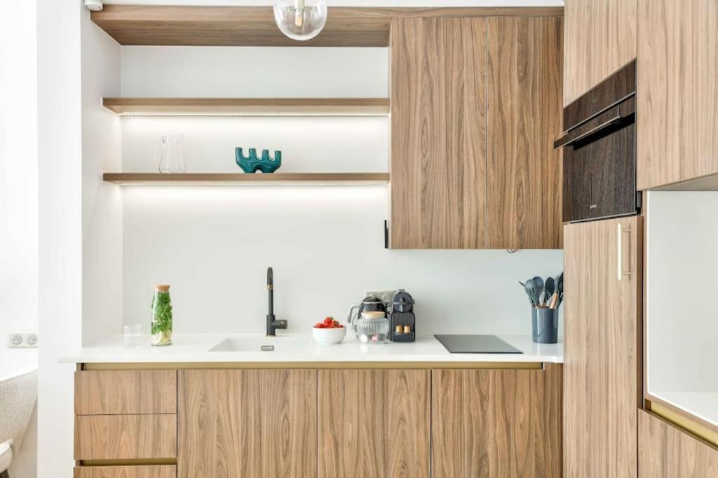 Magnificent Family Flat - Le Marais - With Ac Appartement Parijs